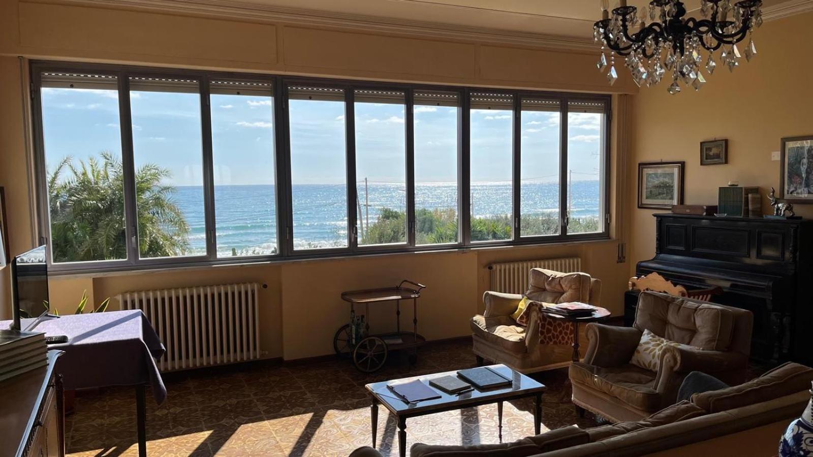 Villa Il Mare Di Ciccio à Avola Extérieur photo